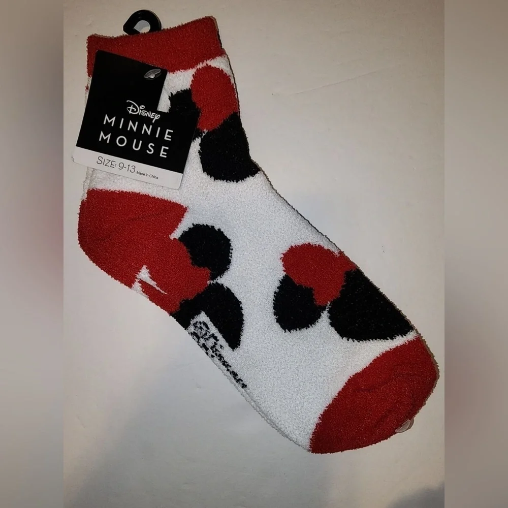 Minnie Mouse Low-cut Ankle Style Soft Socks, Size 9-13, NWT